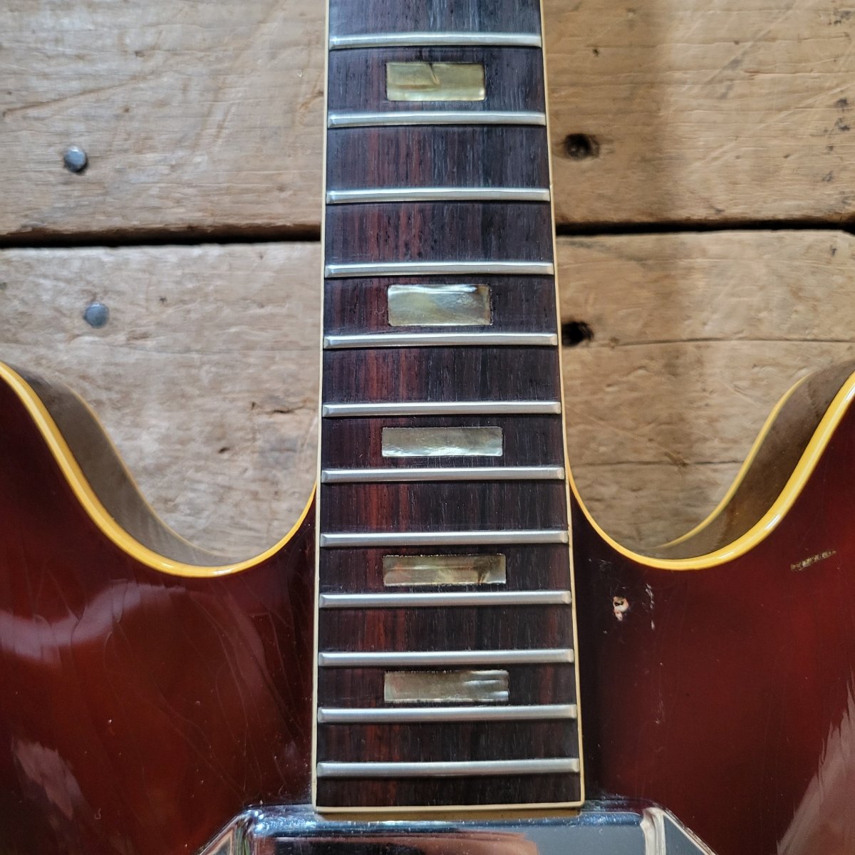 Gibson ES - 330 Sunburst 1966 All Original Factory Bigsby - Mahar's Vintage Guitars