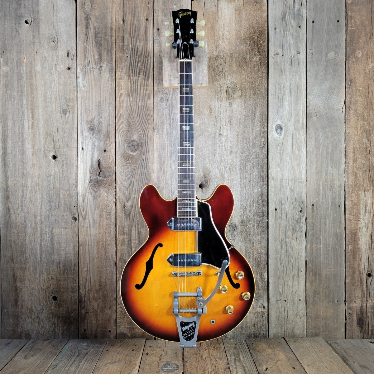 Gibson ES - 330 Sunburst 1966 All Original Factory Bigsby - Mahar's Vintage Guitars
