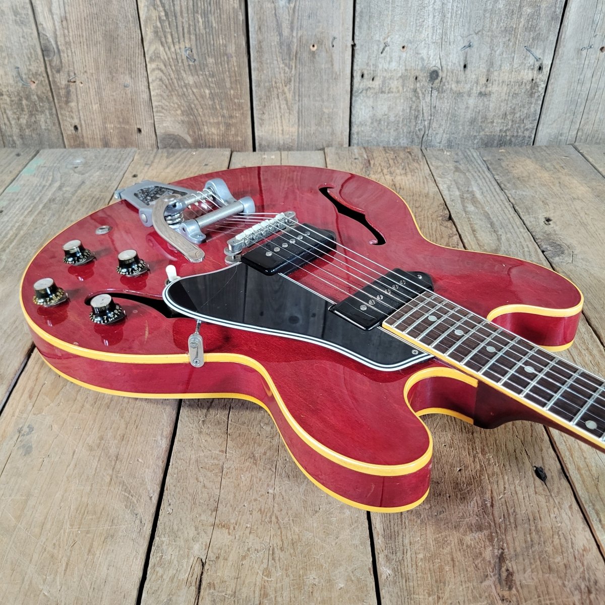 Gibson ES - 330 TDC 645 Made in 1961 - Mahar's Vintage Guitars