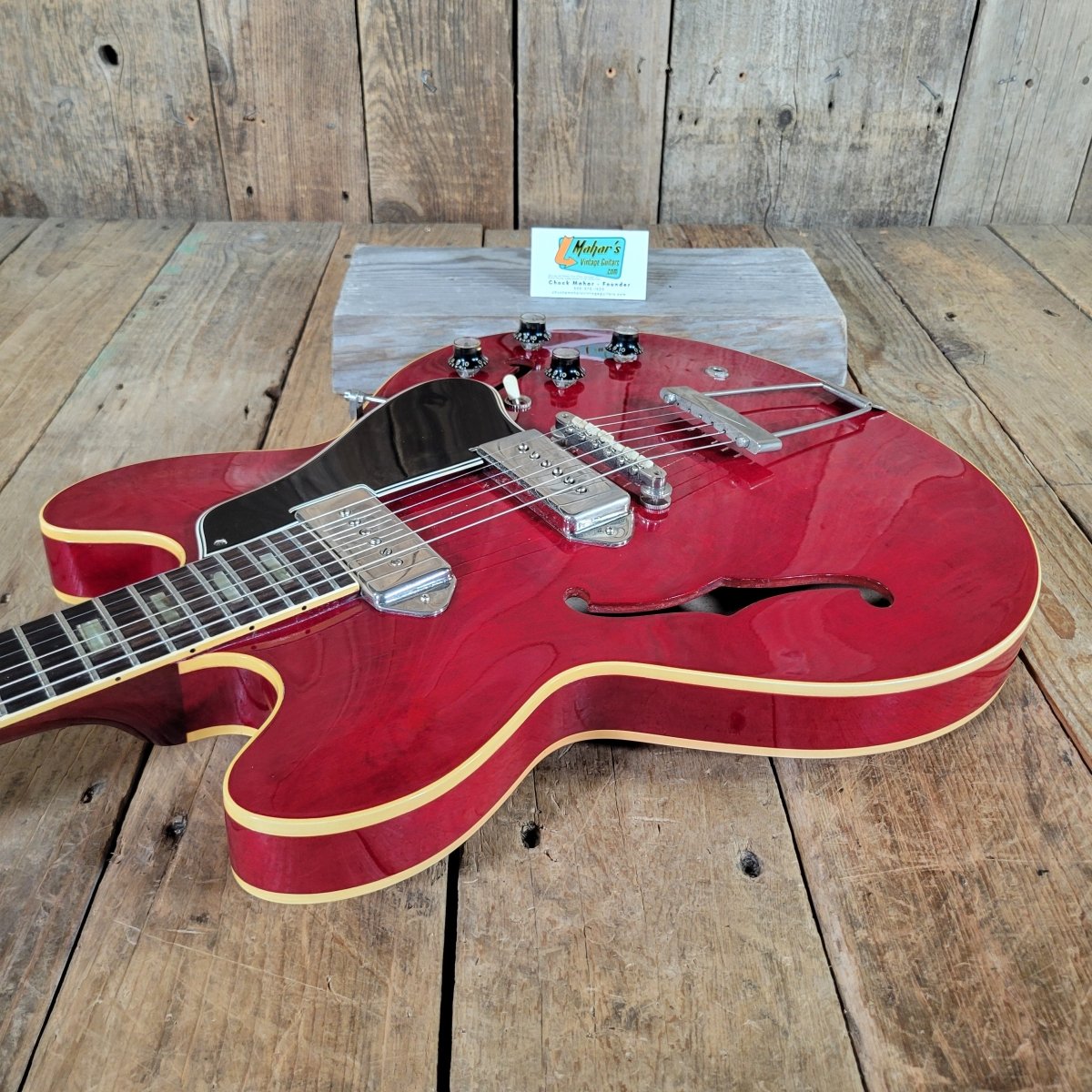 Gibson ES - 330TD 1964 Transparent Cherry - Mahar's Vintage Guitars