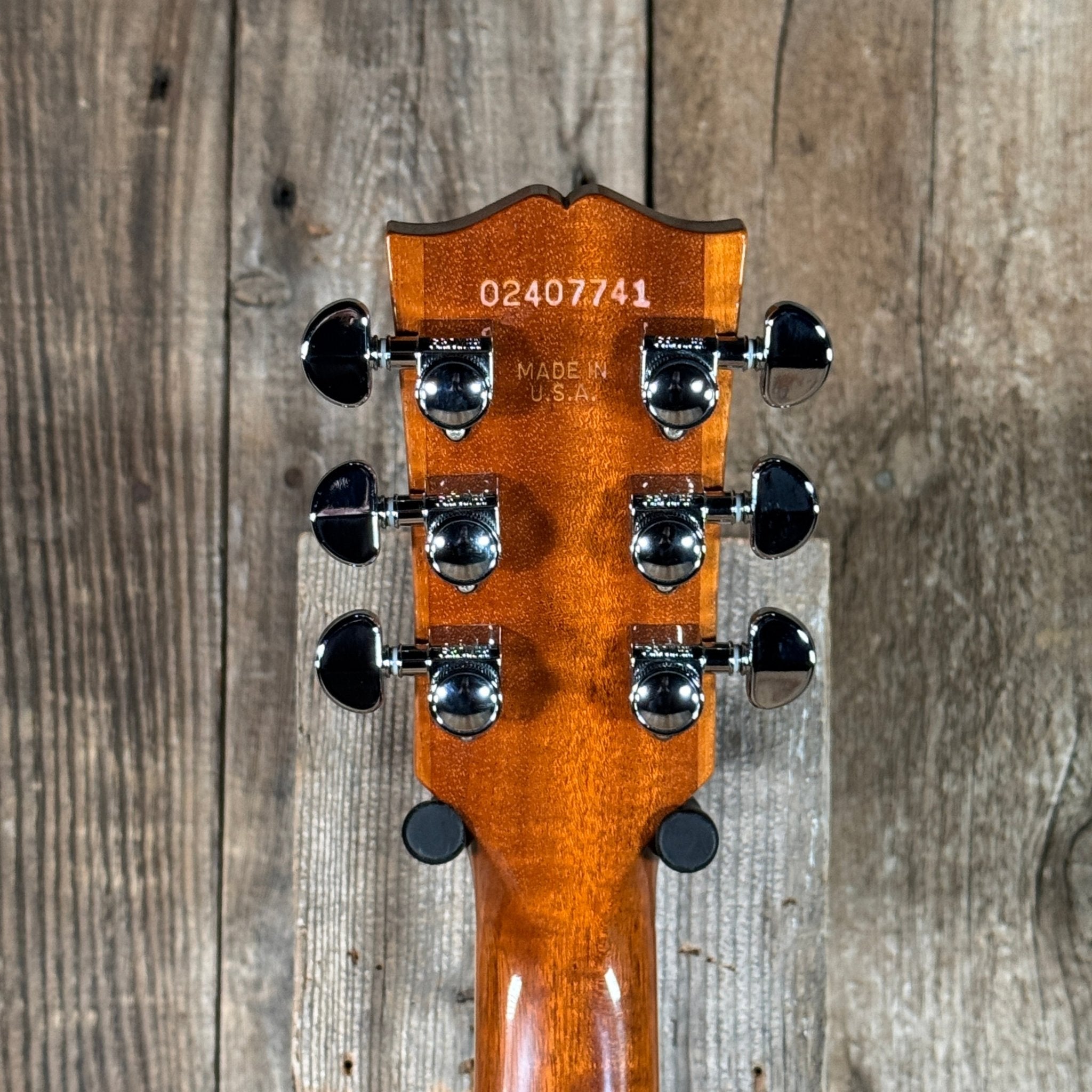 Gibson Serial Number Lookup Guide | Date Your Les Paul, ES & More