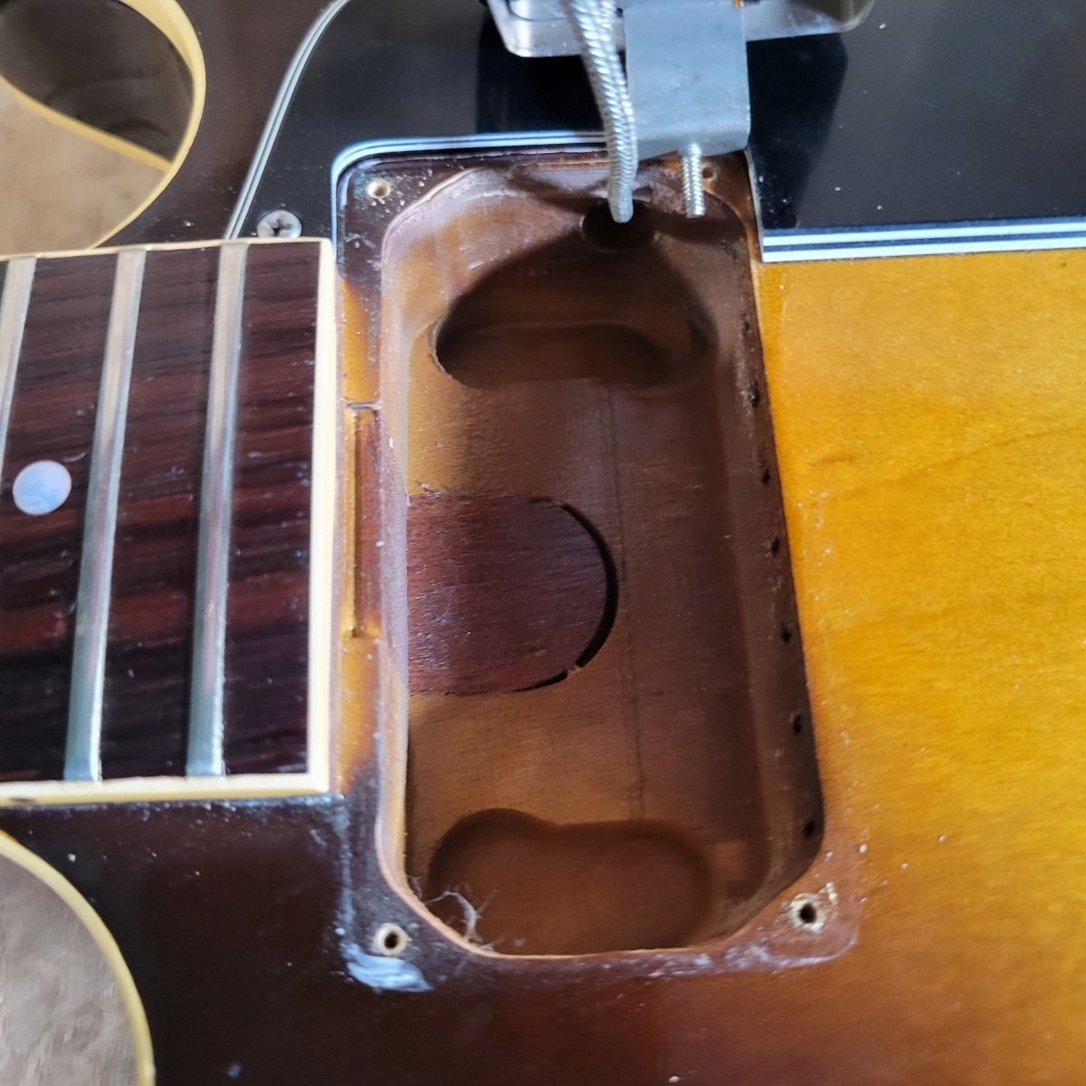 Gibson ES - 335 Dot Reissue 1981 Sunburst — Kalamazoo, Shaw - Mahar's Vintage Guitars