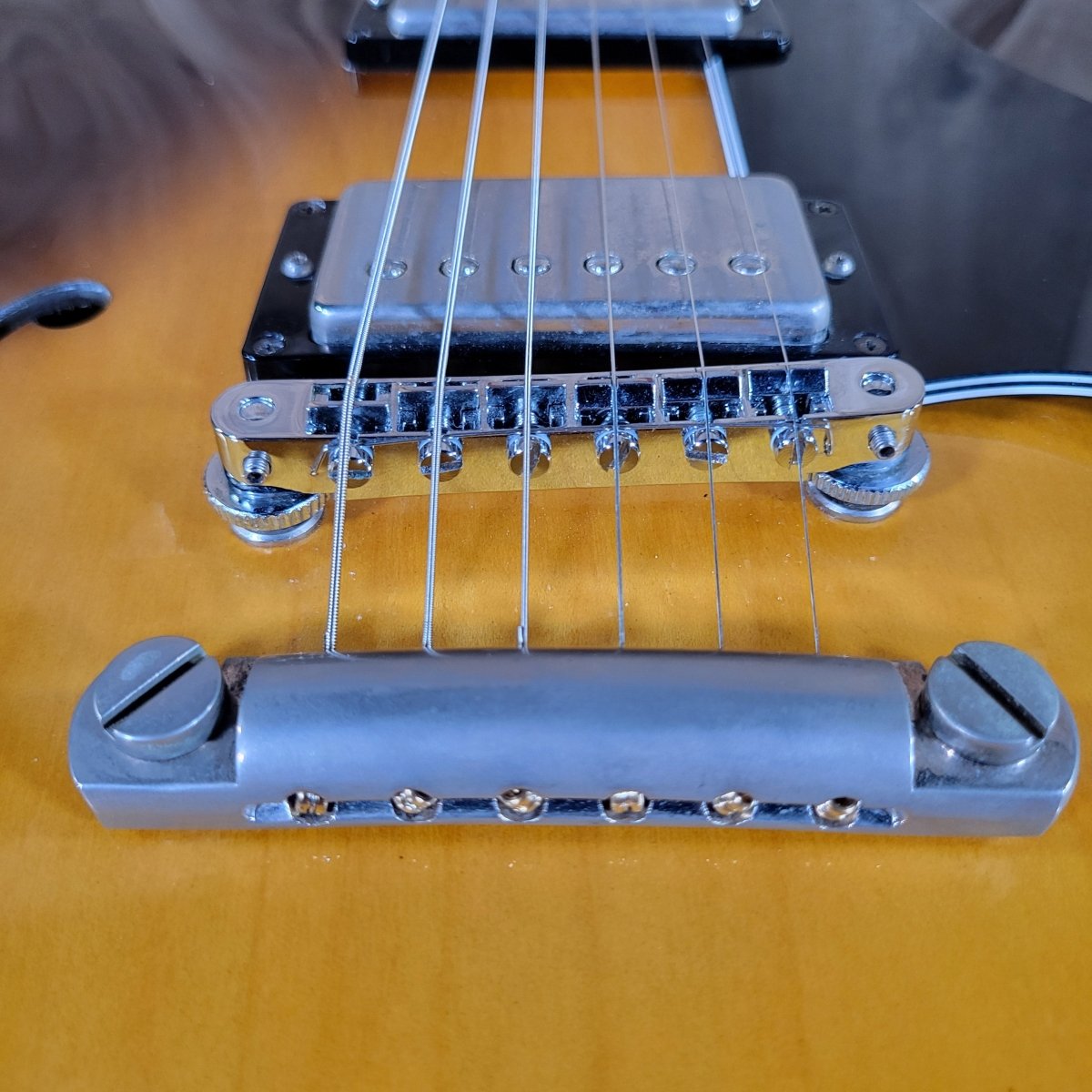 Gibson ES - 335 Dot Reissue 1981 Sunburst — Kalamazoo, Shaw - Mahar's Vintage Guitars