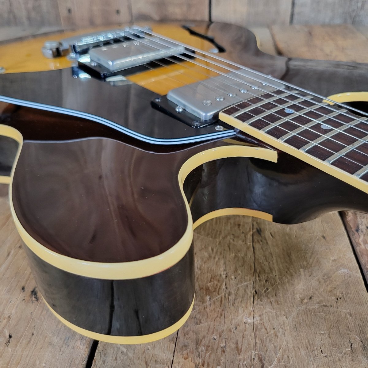 Gibson ES - 335 Dot Reissue 1981 Sunburst — Kalamazoo, Shaw - Mahar's Vintage Guitars