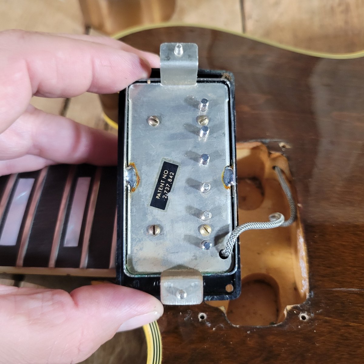 Gibson ES - 355 TDW Mono 1972 Walnut — No Varitone, Factory Bigsby - Mahar's Vintage Guitars