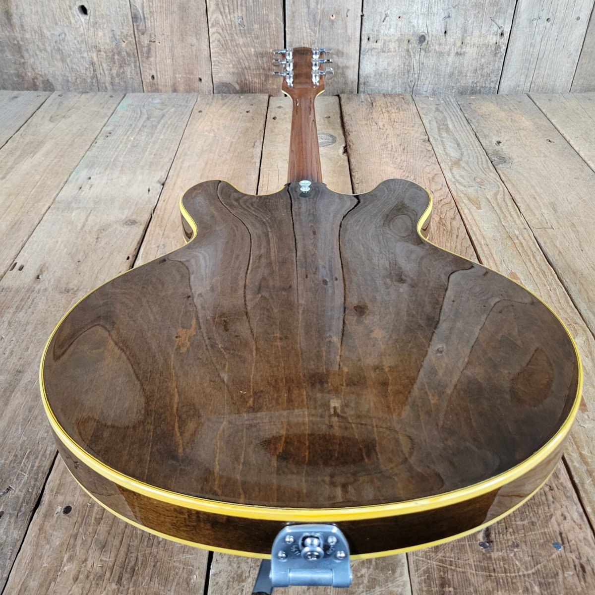 Gibson ES - 355 TDW Mono 1972 Walnut — No Varitone, Factory Bigsby - Mahar's Vintage Guitars
