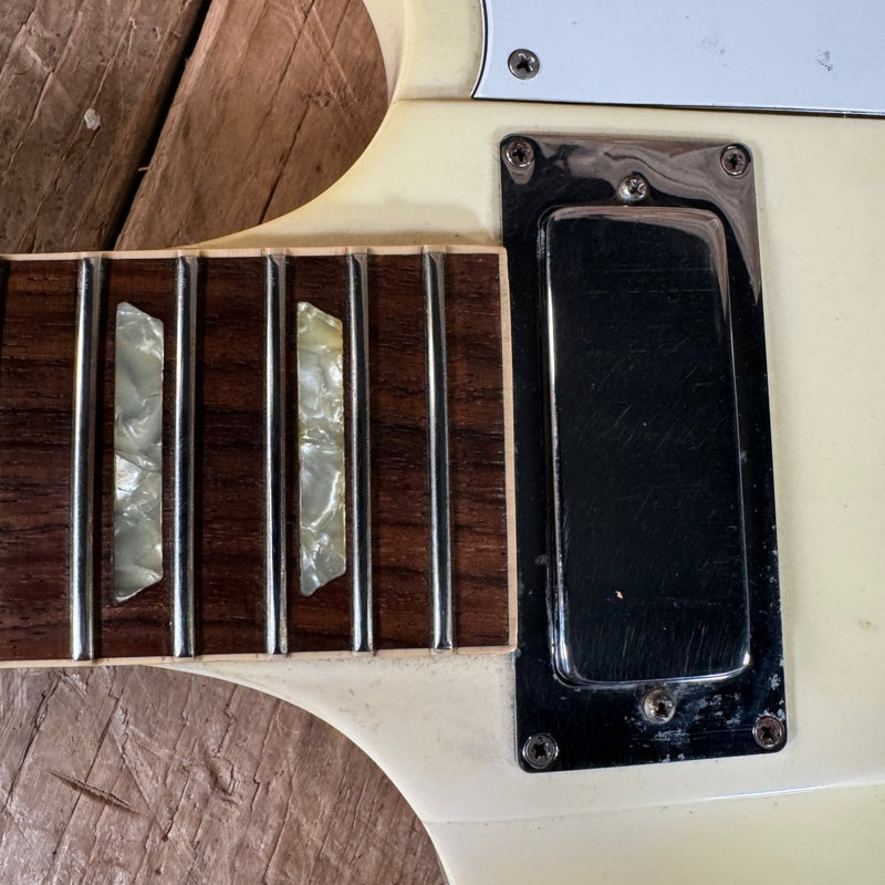 Gibson Firebird V reissue Johnny Winter signed 1991 Alpine White - Mahar's Vintage Guitars