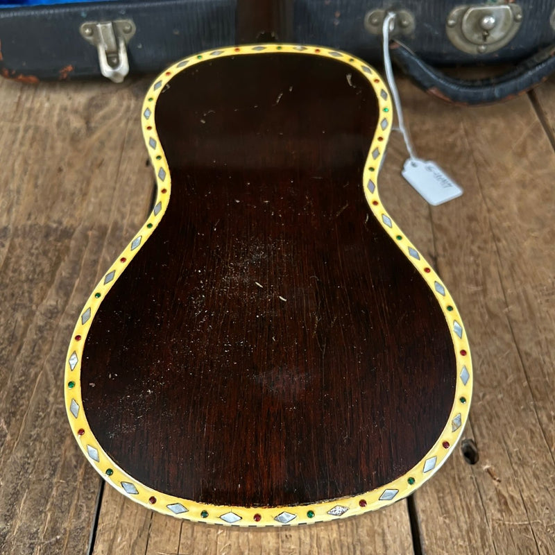 Gibson "Frieda" one of a kind custom Ukulele 1930's - Mahar's Vintage Guitars