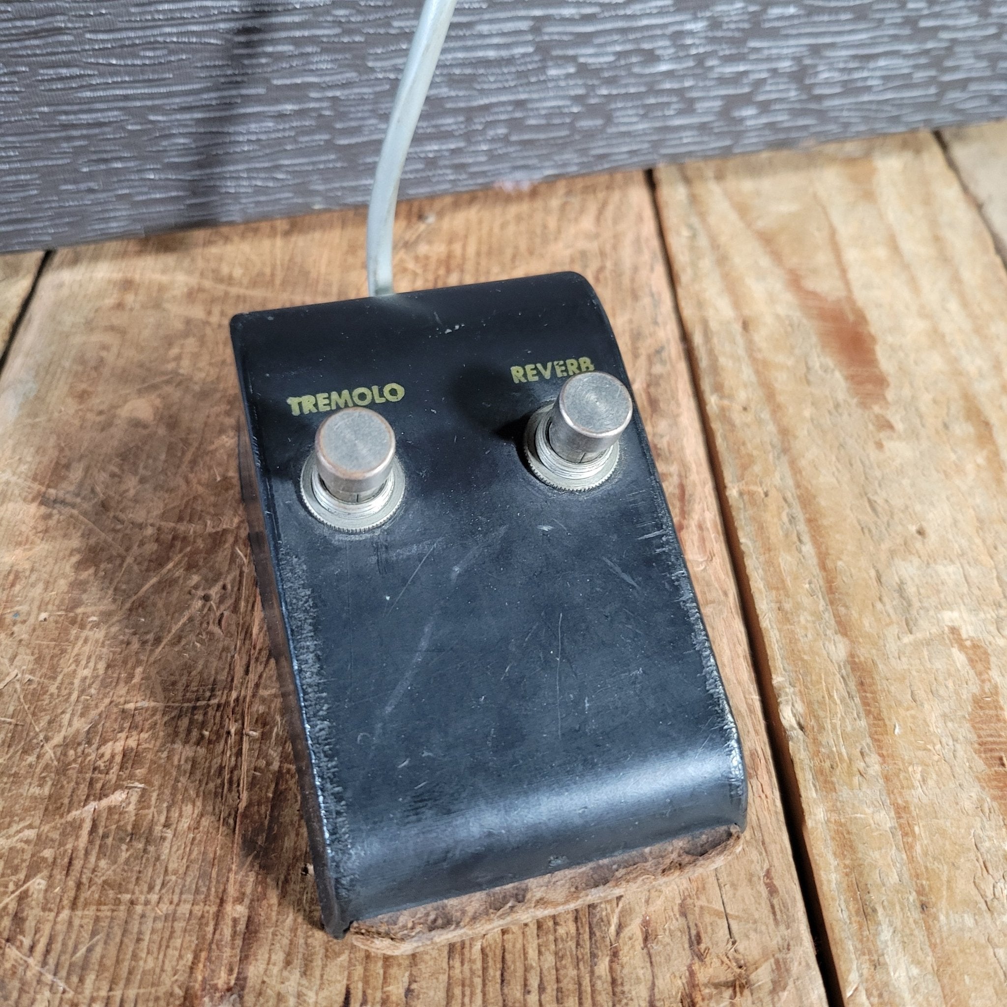 Gibson GA 19 RVT Falcon with Anti "Tone Suck" Mod 1963 Vintage Guitar Amp - Mahar's Vintage Guitars