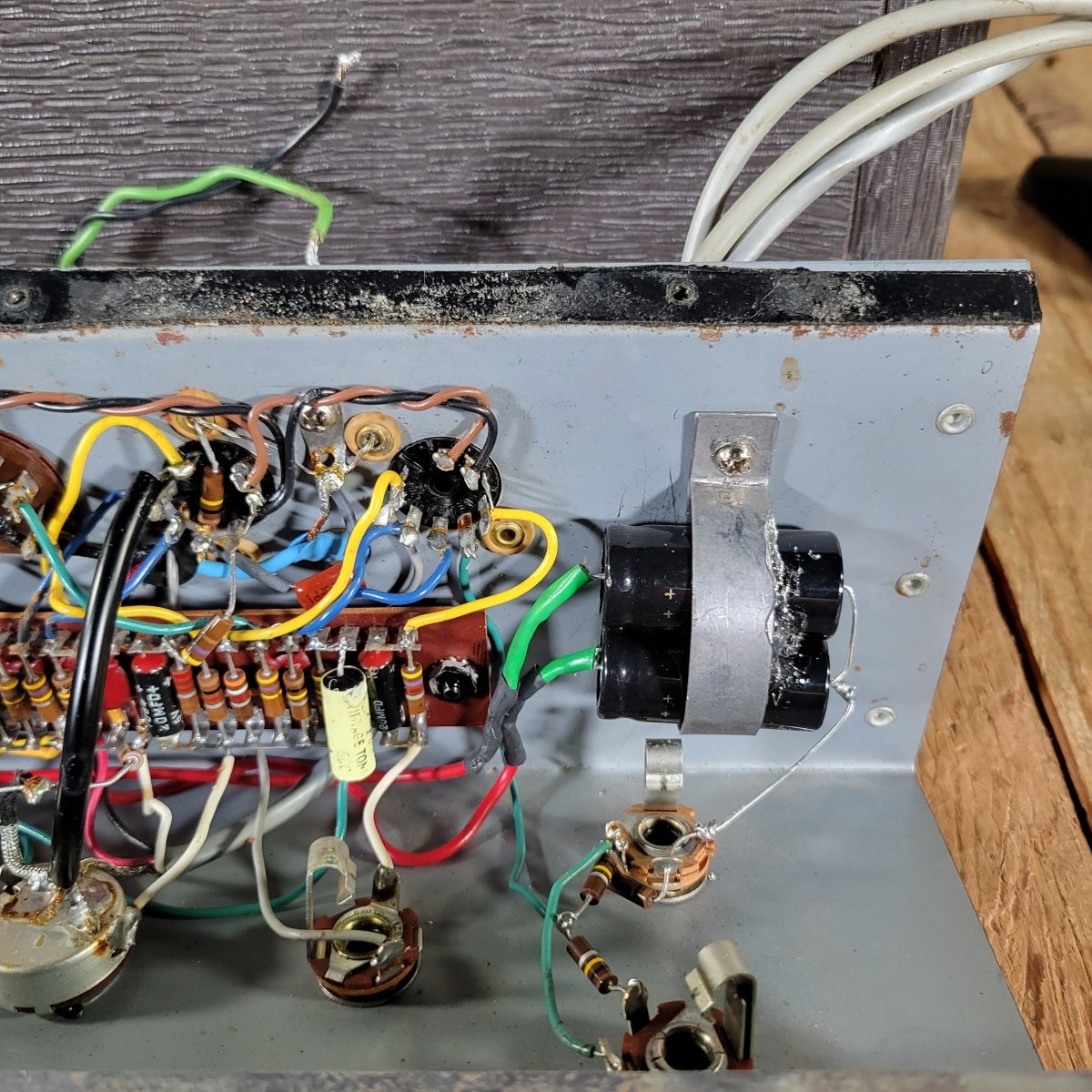 Gibson GA 19 RVT Falcon with Anti "Tone Suck" Mod 1963 Vintage Guitar Amp - Mahar's Vintage Guitars