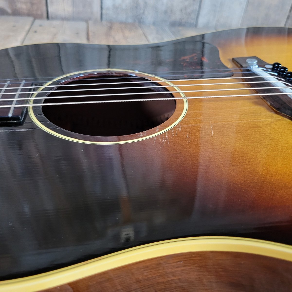 Gibson J - 45 Near Mint 1956 w/original case - Mahar's Vintage Guitars