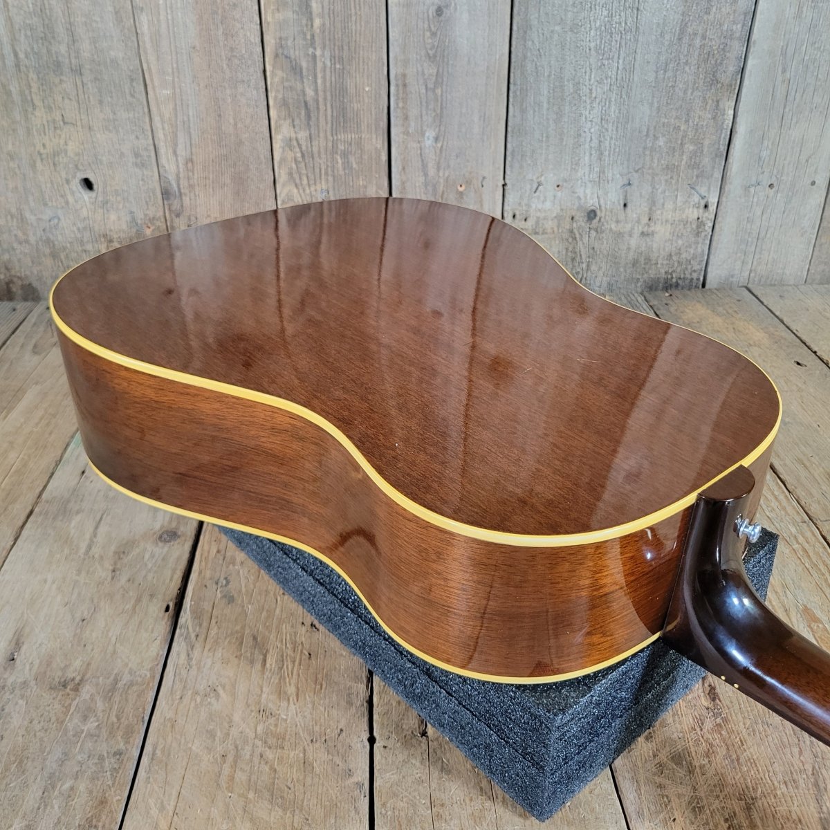 Gibson J - 45 Near Mint 1956 w/original case - Mahar's Vintage Guitars