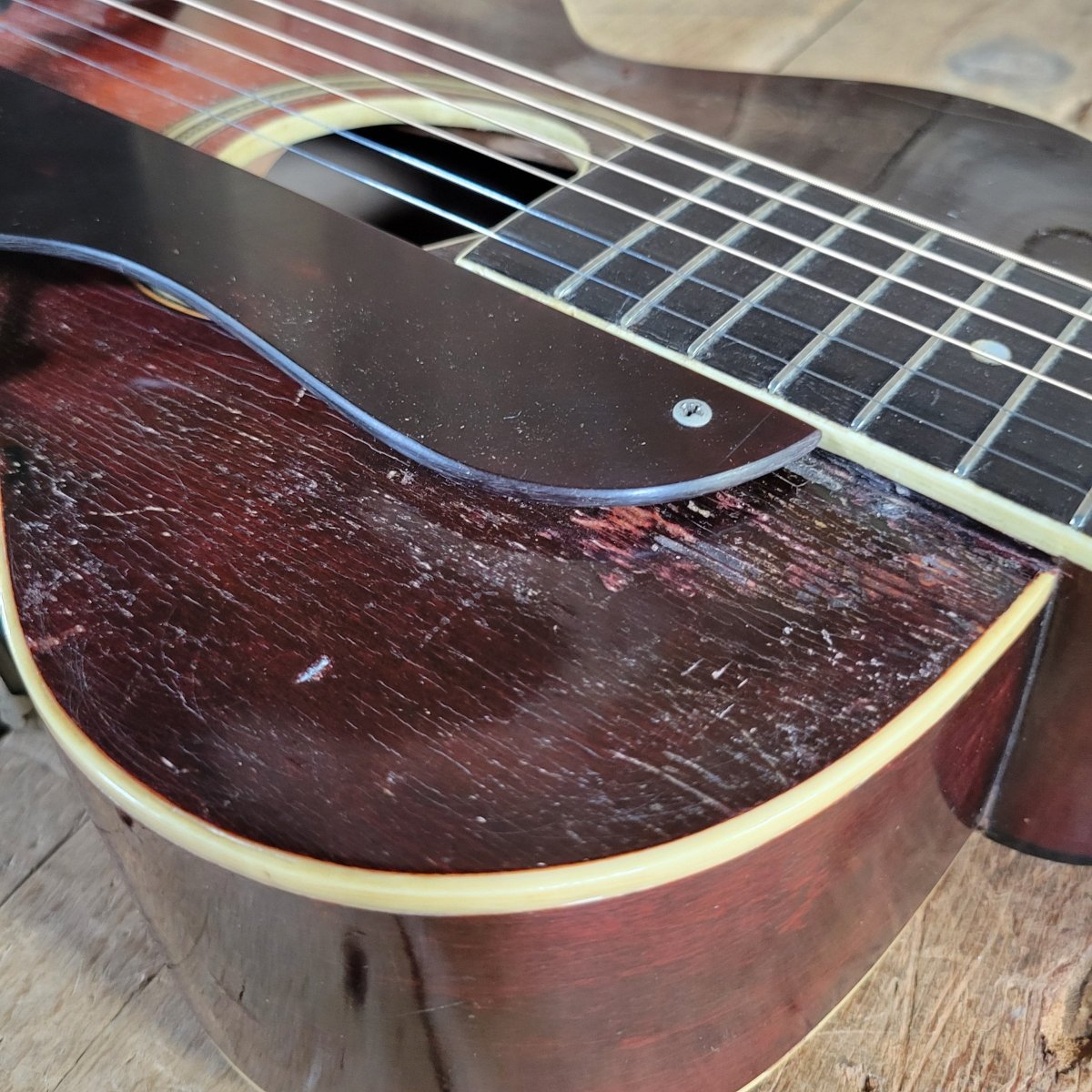 Gibson L-3 Acoustic Archtop 1920 Non-Original Tailpiece w/ Chipboard Case - Mahar's Vintage Guitars