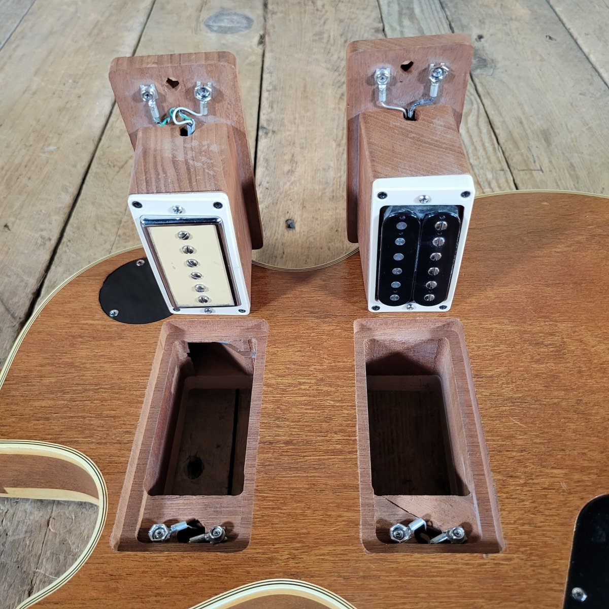Gibson Les Paul Custom 1999 Pickup Demo — 6 Sets, Natural - Mahar's Vintage Guitars