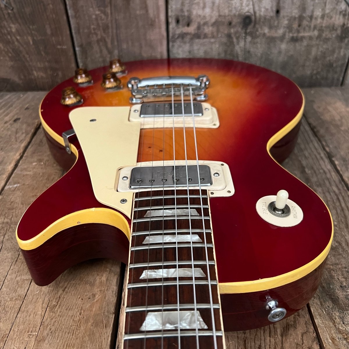 Gibson Les Paul Deluxe 1972 Cherry Sunburst - Mahar's Vintage Guitars