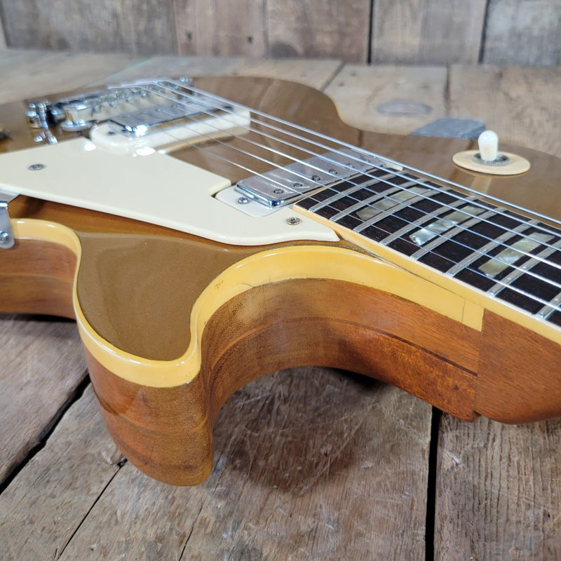 Gibson Les Paul Deluxe Gold Top 1974 - Mahar's Vintage Guitars