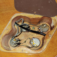 Gibson Les Paul Deluxe Gold Top 1974 - Mahar's Vintage Guitars