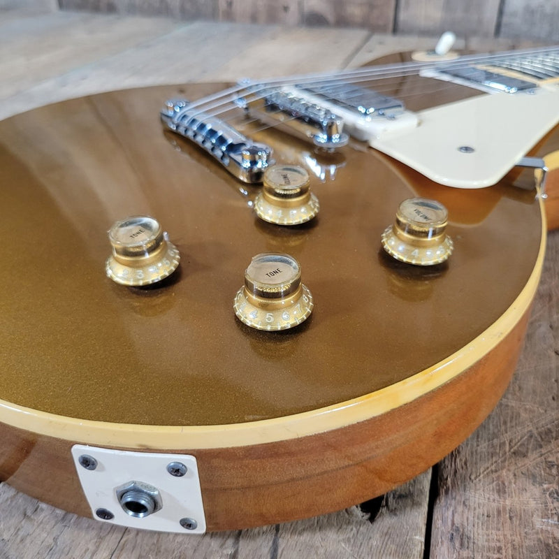 Gibson Les Paul Deluxe Gold Top 1974 - Mahar's Vintage Guitars