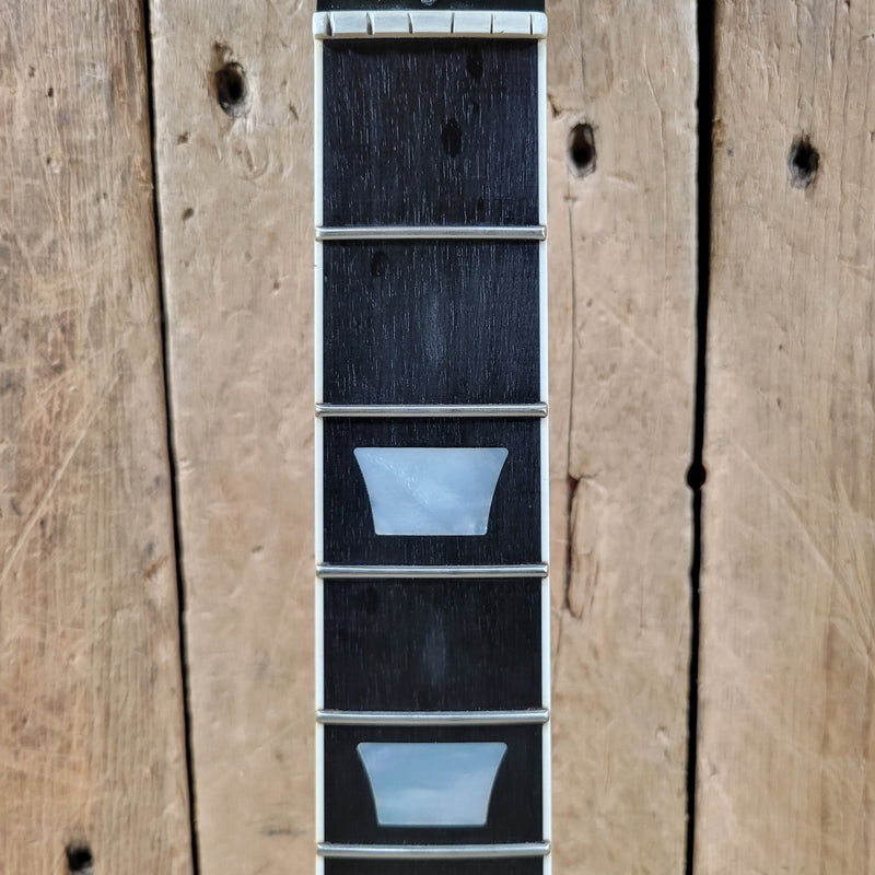 Gibson Les Paul Modern Graphite Top 2019 – Lightweight Chambered Body, Asymmetrical Neck, Push/Pull Coil Splitting - Mahar's Vintage Guitars