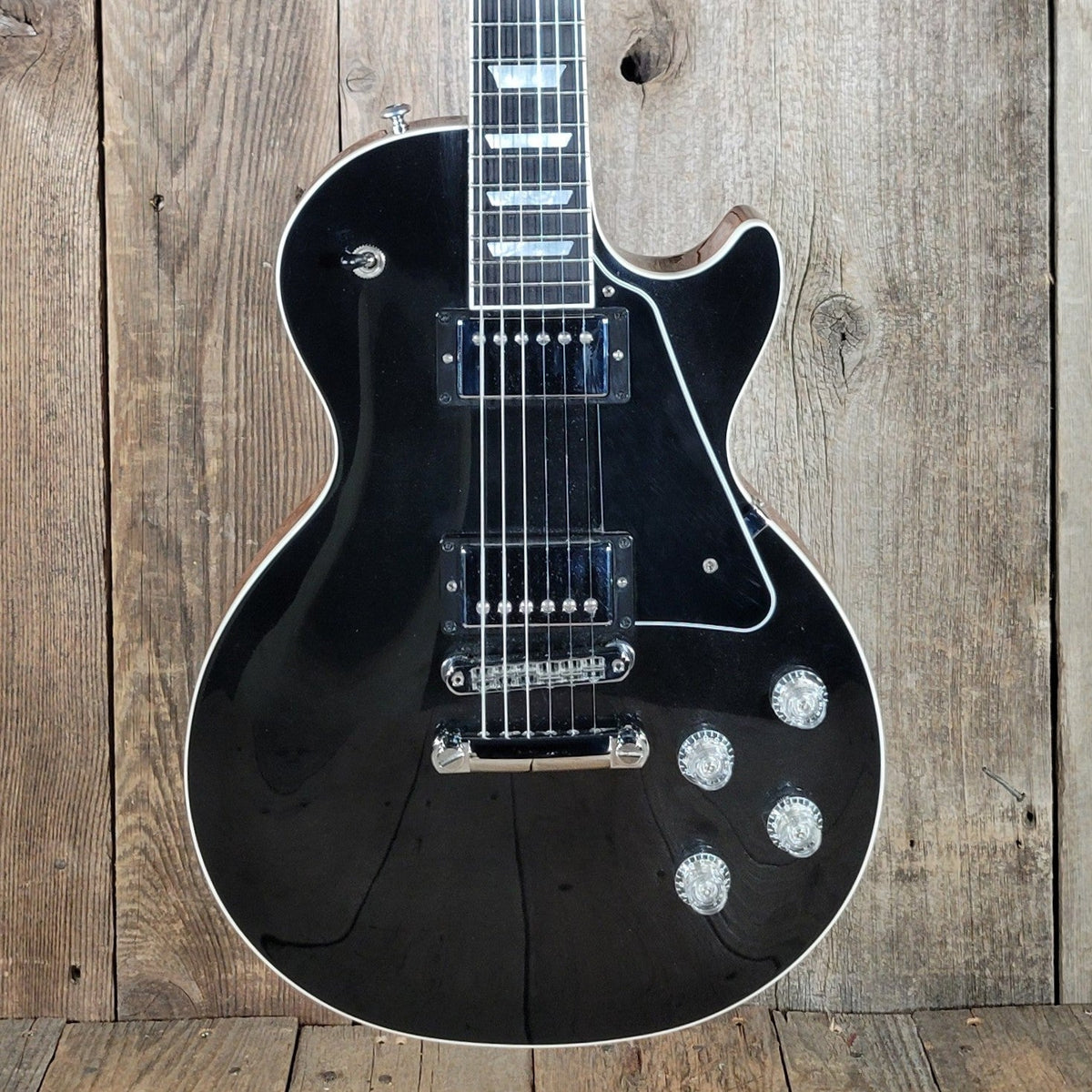 Gibson Les Paul Modern Graphite Top 2019 – Lightweight Chambered Body, Asymmetrical Neck, Push/Pull Coil Splitting - Mahar's Vintage Guitars