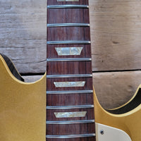 Gibson Les Paul Signature Bass – Vintage Gold Finish, Semi - Hollow Body 1974 - Mahar's Vintage Guitars
