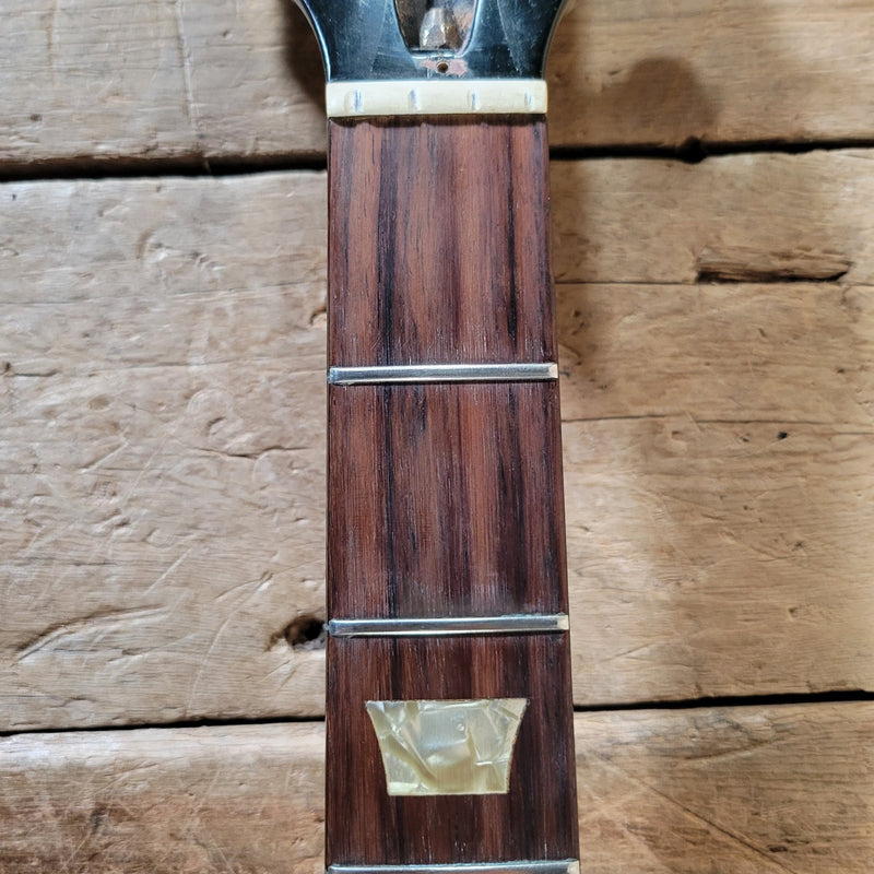 Gibson Les Paul Signature Bass – Vintage Gold Finish, Semi - Hollow Body 1974 - Mahar's Vintage Guitars