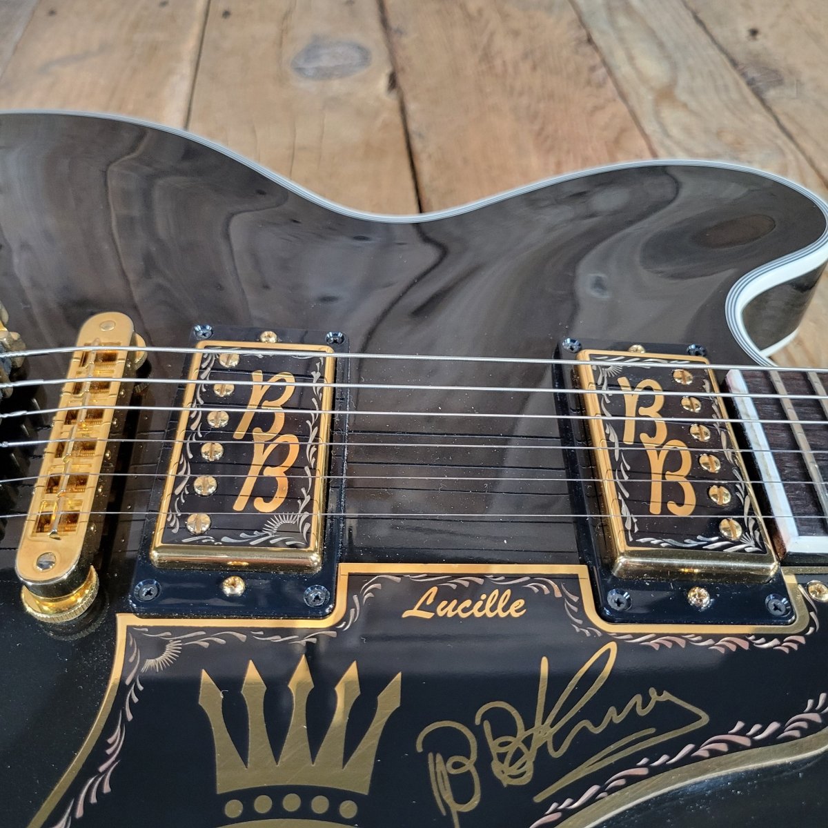 Gibson Lucille 80th Birthday 2005 27 of 80 Made MINT - Mahar's Vintage Guitars