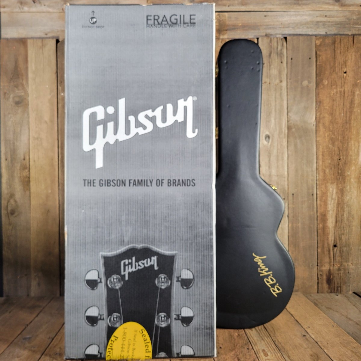 Gibson Lucille 80th Birthday 2005 27 of 80 Made MINT - Mahar's Vintage Guitars