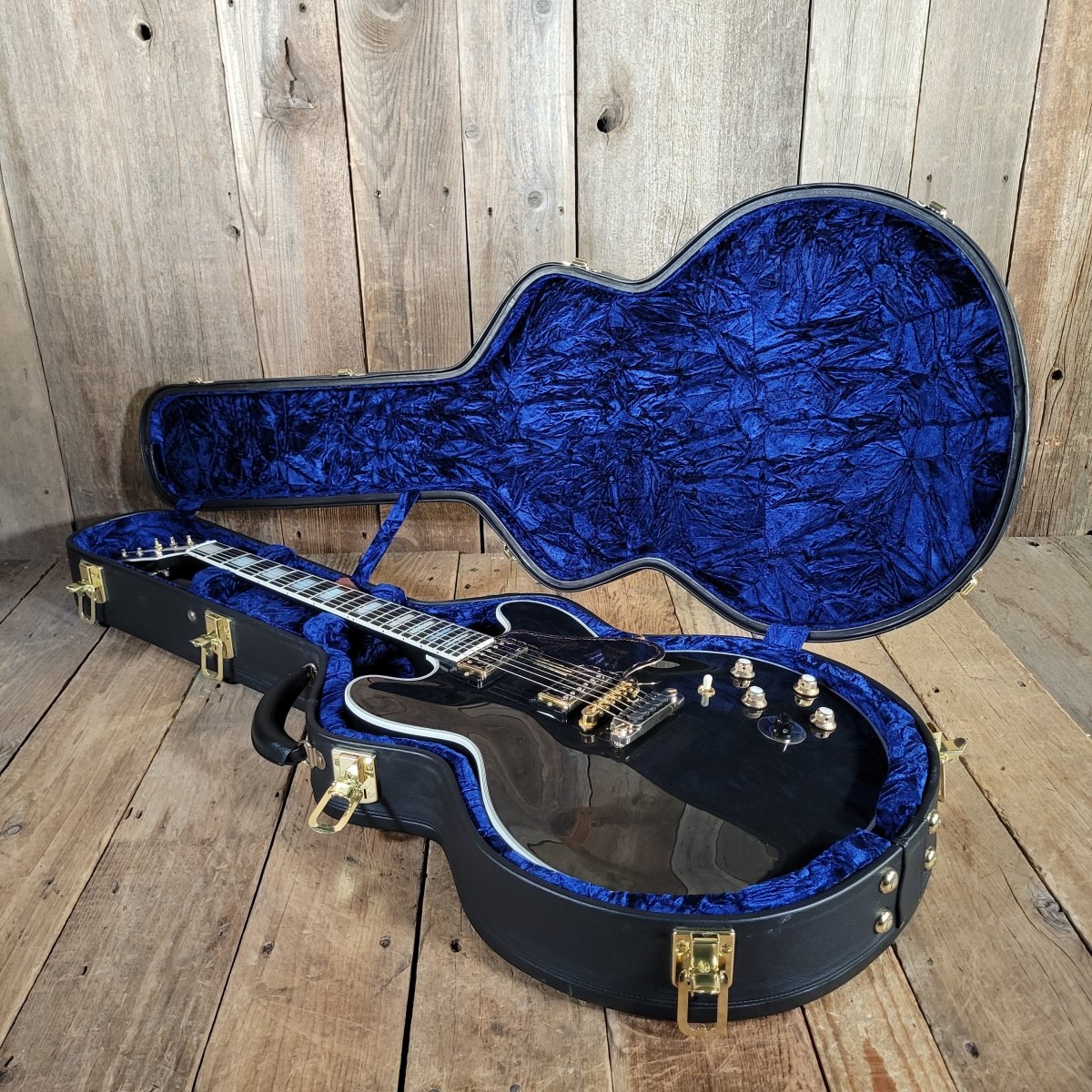 Gibson Lucille 80th Birthday 2005 27 of 80 Made MINT - Mahar's Vintage Guitars