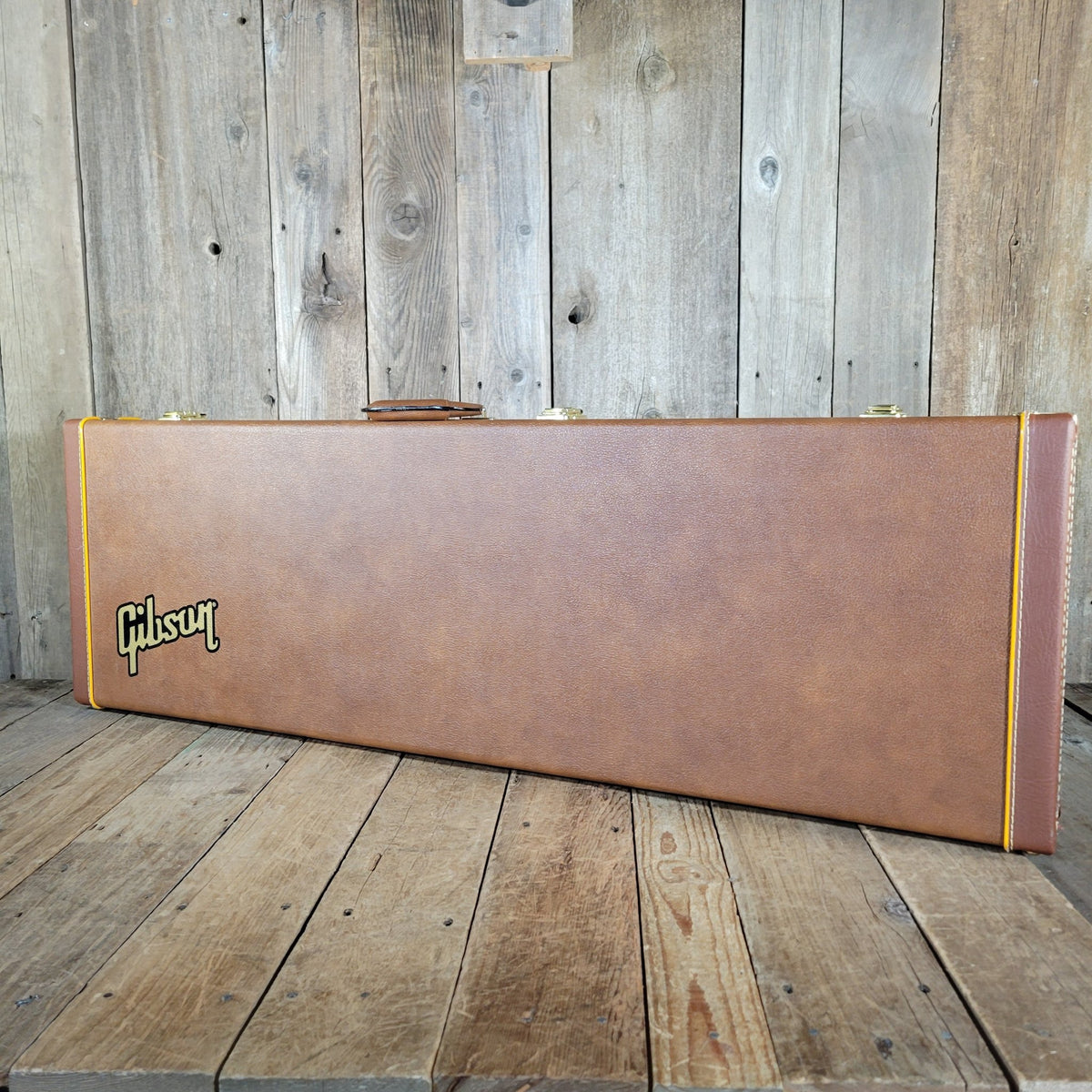 Gibson Non Reverse Thunderbird Bass Case 2020s - Mahar's Vintage Guitars
