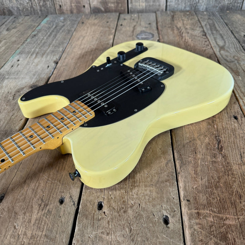 G&L ASAT Special Blonde Leo Fender with case and warranty card 1988 - Mahar's Vintage Guitars