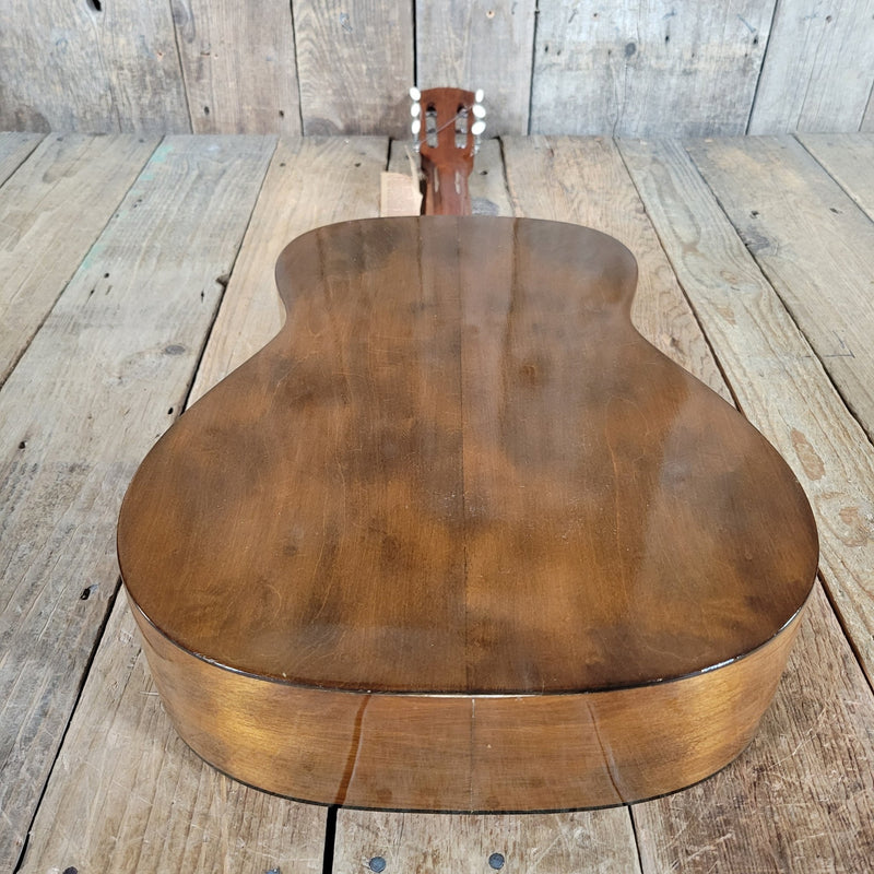 Goya G - 10 Classical Guitar 1964 – Made in Sweden, Original Case, Hang Tag & Goya Polish, Vintage Nylon String - Mahar's Vintage Guitars