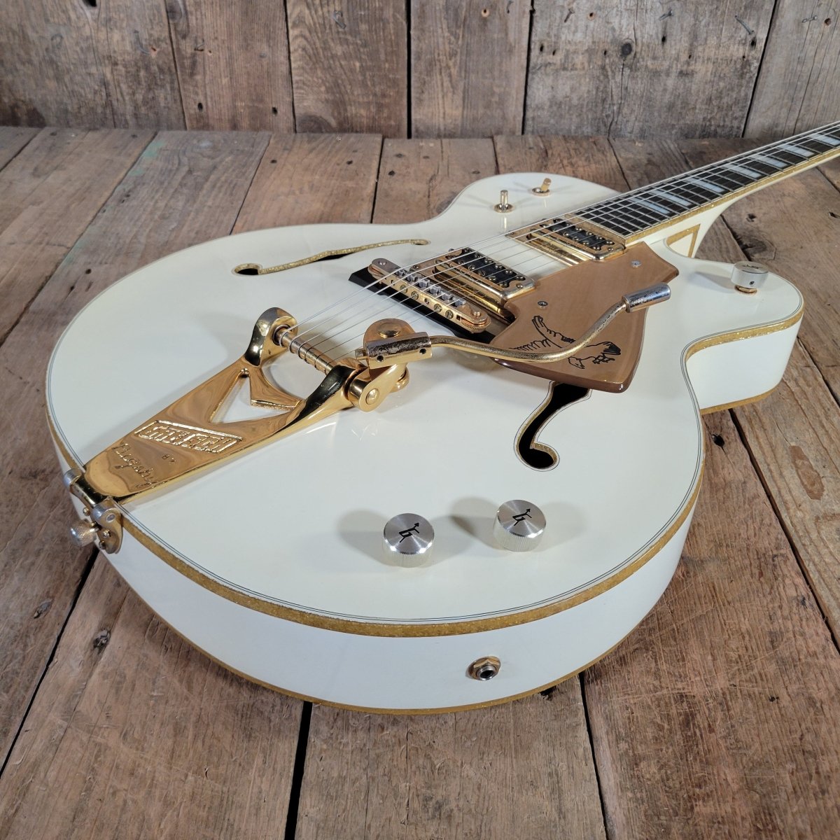 Gretsch 1977 White Falcon 7593 Single Cut All Original w/ case Excellent - Mahar's Vintage Guitars