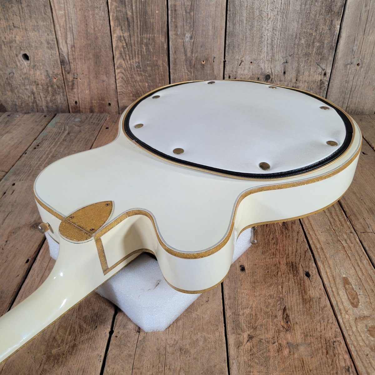 Gretsch 1977 White Falcon 7593 Single Cut All Original w/ case Excellent - Mahar's Vintage Guitars