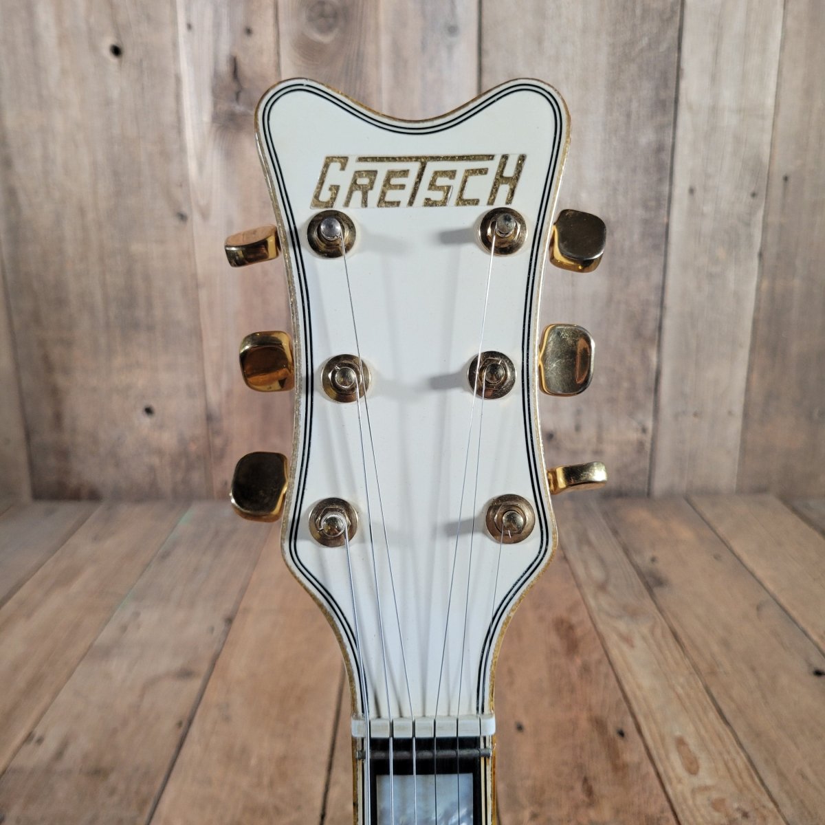 Gretsch 1977 White Falcon 7593 Single Cut All Original w/ case Excellent - Mahar's Vintage Guitars