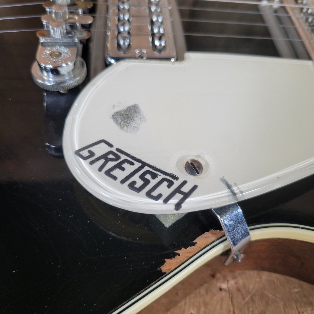 Gretsch Duo Jet 6128 1959 with PAF Filter’Tron Pickups – Original Case & Strap - Mahar's Vintage Guitars