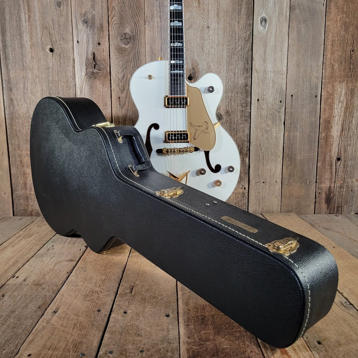 Gretsch White Falcon G6136DS 2009 Dynasonic Pickups Near Mint - Mahar's Vintage Guitars
