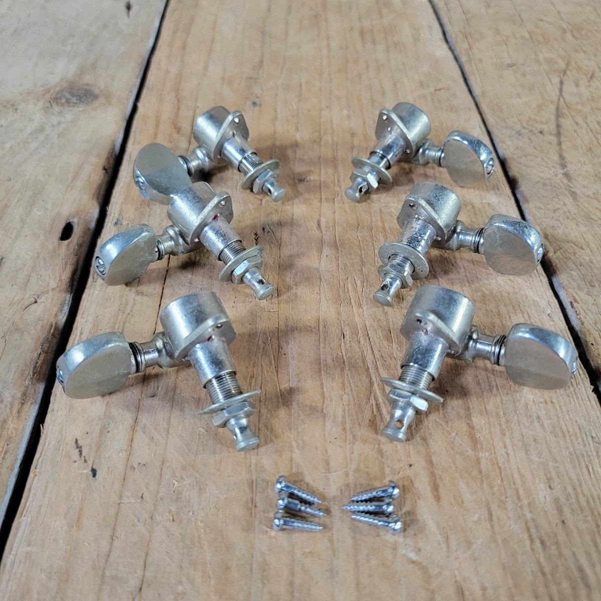 Grover Milk Bottle Patent Pending Tuning Machines Nickel With Screws 1950s - Mahar's Vintage Guitars