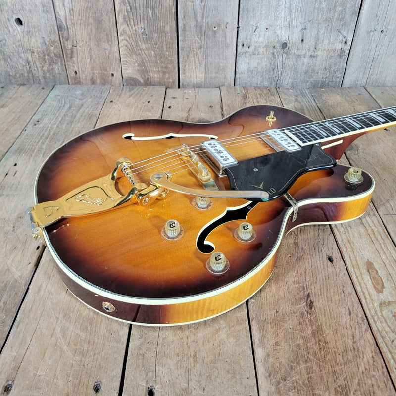 Guild Duane Eddy DE - 500 Deluxe 1962 – Sunburst, DeArmond Dynasonic Pickups, Vintage Hollowbody - Mahar's Vintage Guitars