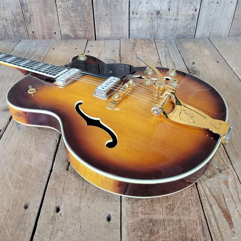 Guild Duane Eddy DE - 500 Deluxe 1962 – Sunburst, DeArmond Dynasonic Pickups, Vintage Hollowbody - Mahar's Vintage Guitars