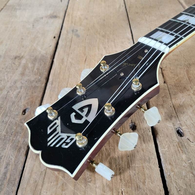 Guild Duane Eddy DE - 500 Deluxe 1962 – Sunburst, DeArmond Dynasonic Pickups, Vintage Hollowbody - Mahar's Vintage Guitars