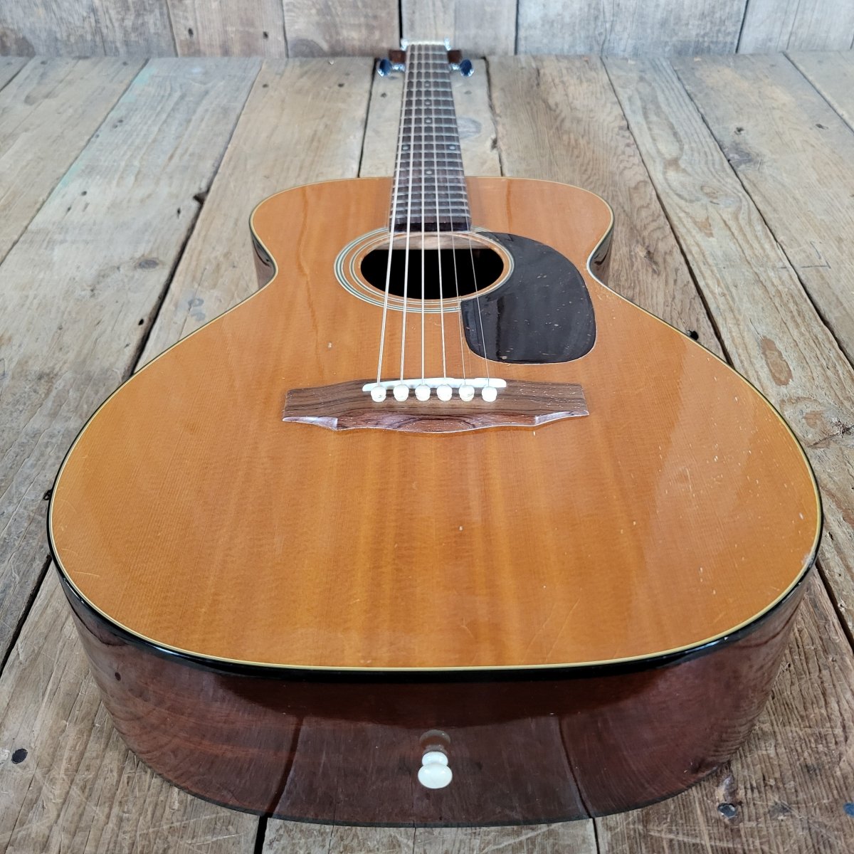 Guild F - 20 - NT Acoustic Guitar 1976 Natural Finish w/ Original Case – Vintage - Mahar's Vintage Guitars