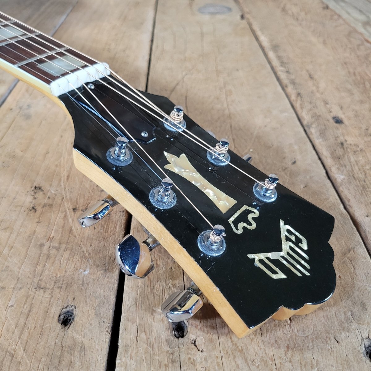 Guild F40 - BLD 1980 W/ LR Baggs Pickup System and Original Case - Mahar's Vintage Guitars