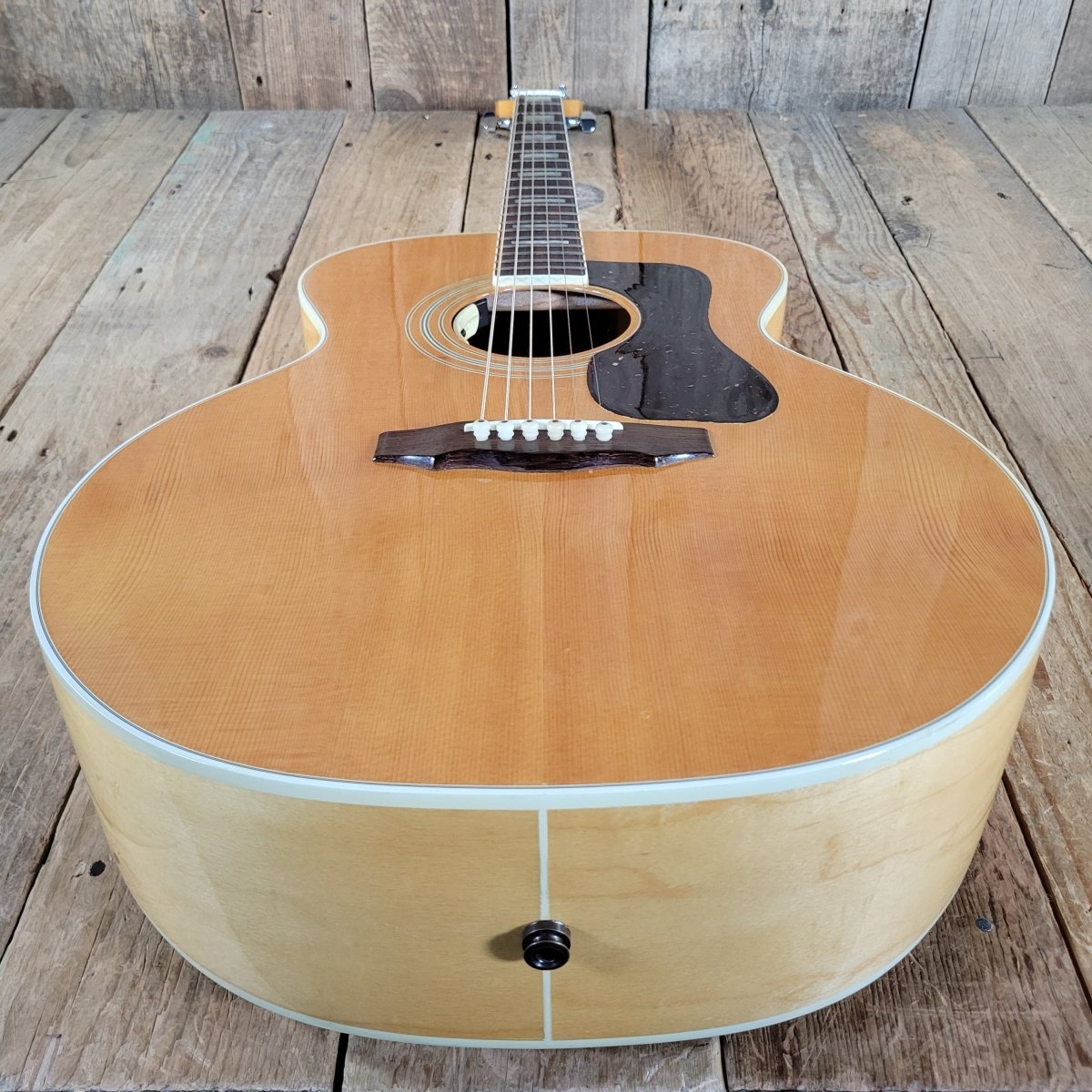Guild F40 - BLD 1980 W/ LR Baggs Pickup System and Original Case - Mahar's Vintage Guitars
