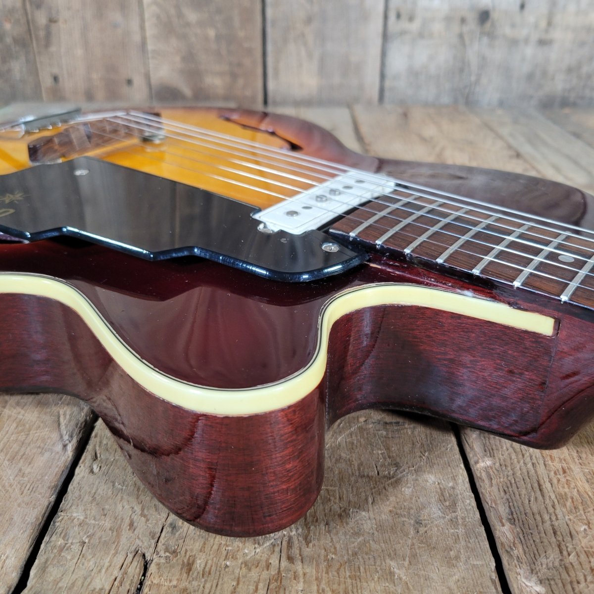 Guild M - 65 3/4 Freshman 1965 – One - Owner Vintage Guitar w/ Original Case & Receipt - Mahar's Vintage Guitars