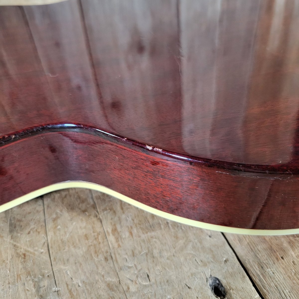 Guild M - 65 3/4 Freshman 1965 – One - Owner Vintage Guitar w/ Original Case & Receipt - Mahar's Vintage Guitars