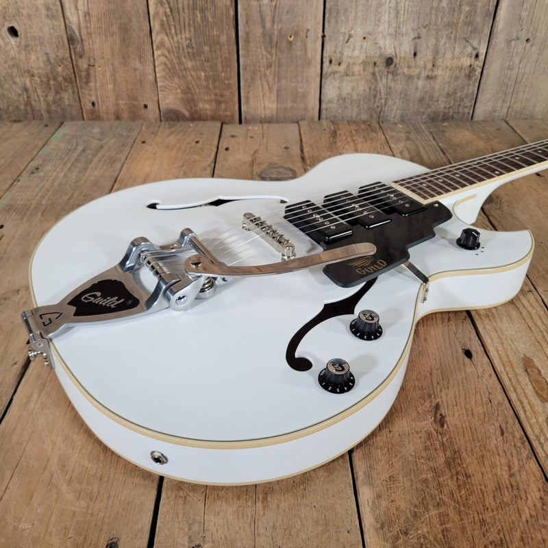 Guild Starfire I Jet 90 2020 Satin White SF - 1JET90 With Hard Case - Mahar's Vintage Guitars