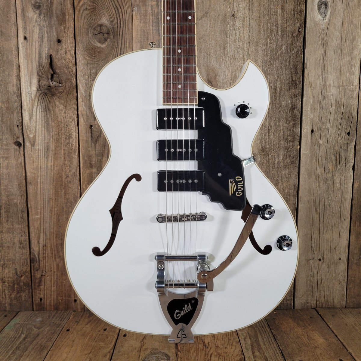 Guild Starfire I Jet 90 2020 Satin White SF - 1JET90 With Hard Case - Mahar's Vintage Guitars