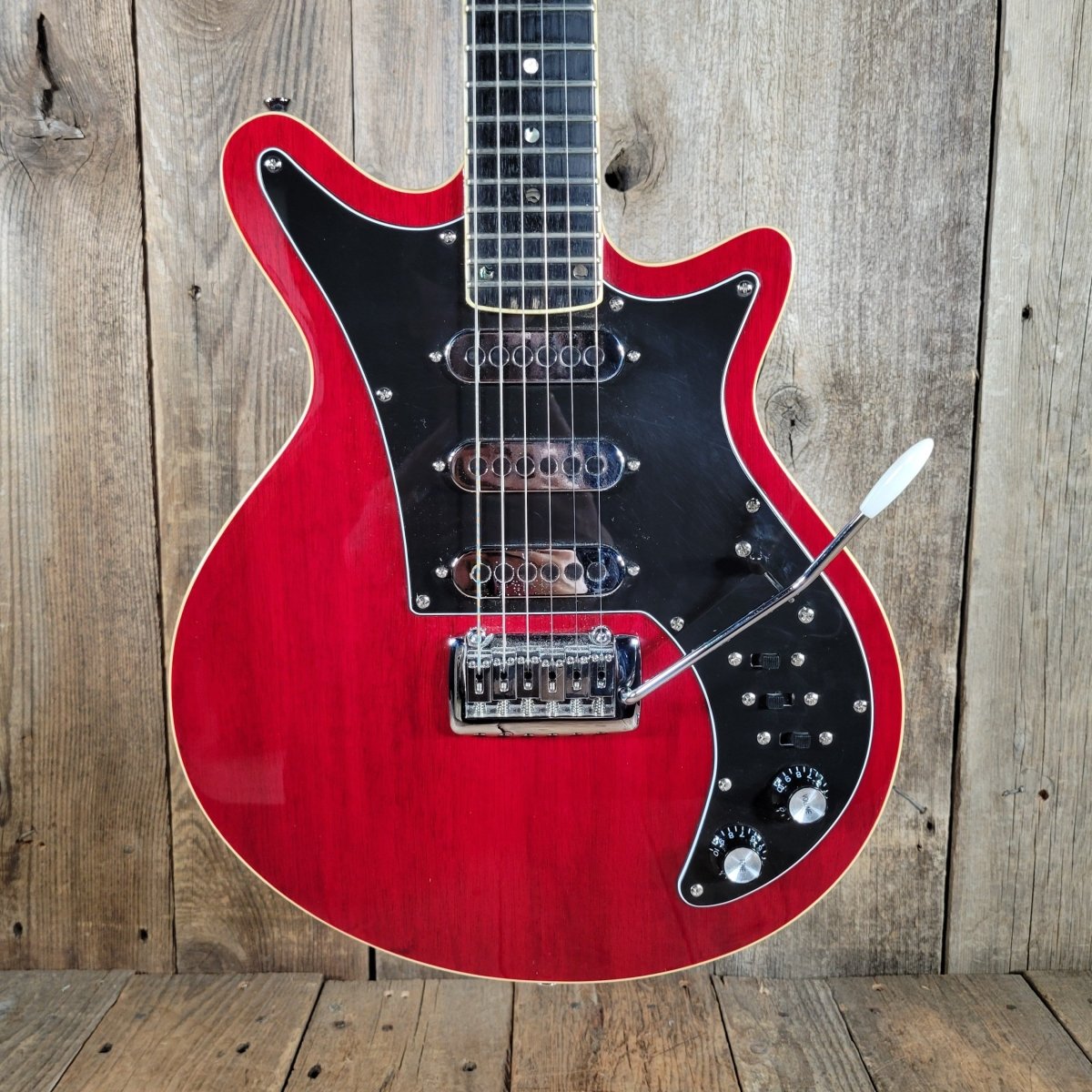 Harley Benton BM - 75 DLX Brian May Red Special Replica - Mahar's Vintage Guitars