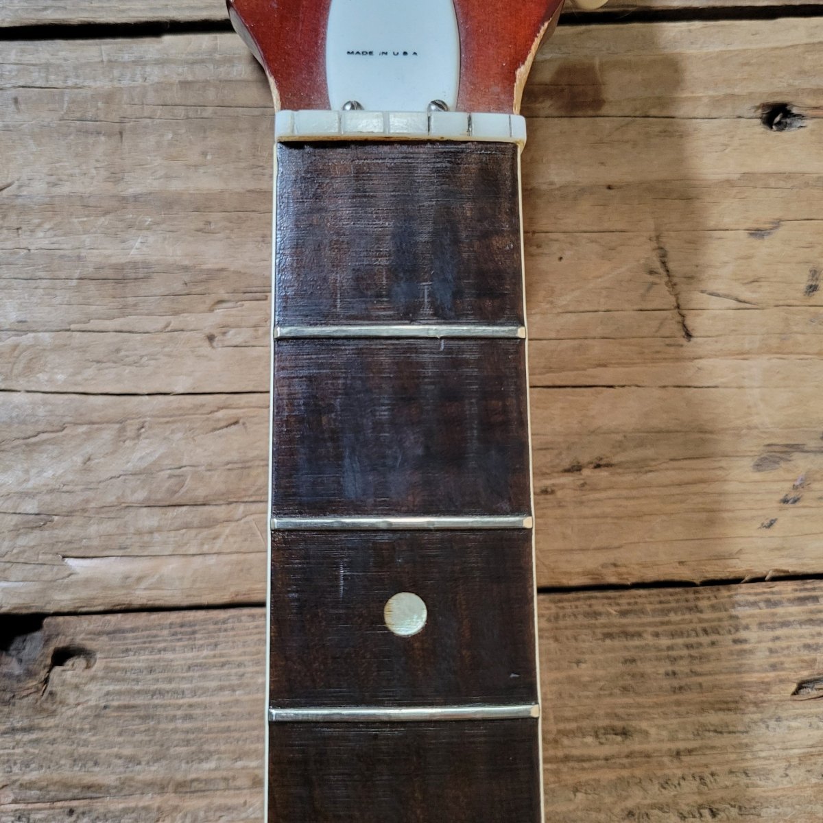Harmony H-56 Rocket 1966 Red Burst - Mahar's Vintage Guitars